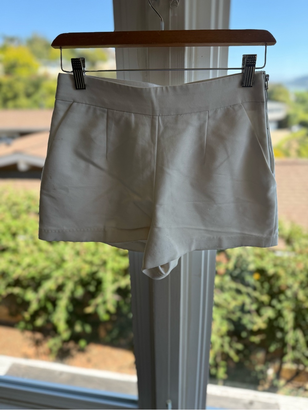 Women’s White Casual Zip-Back Shorts